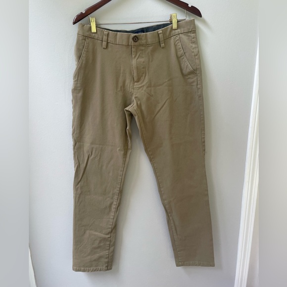 Great condition DOCKERS khaki pants - slim fit - Picture 1 of 6